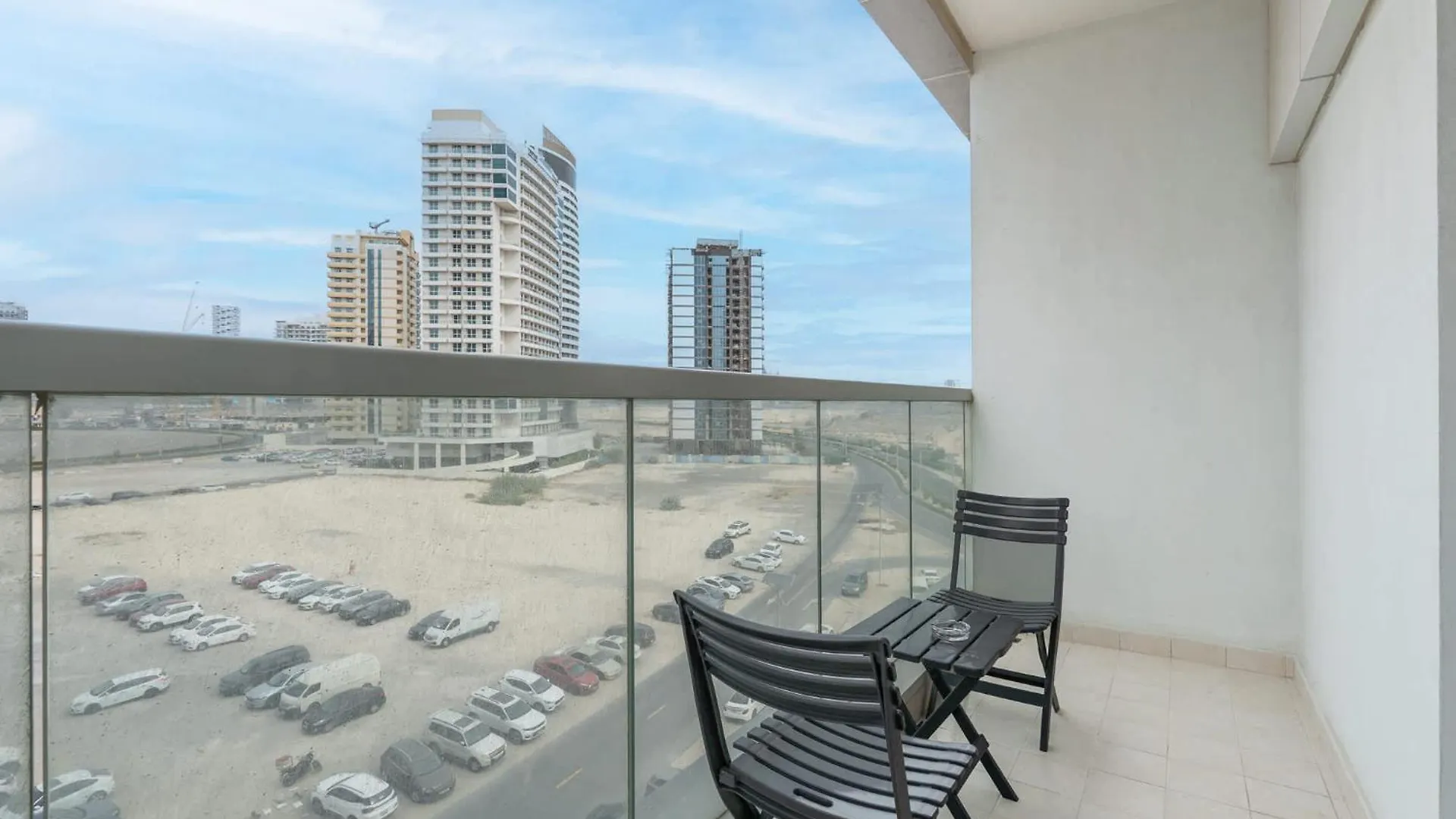 1 Bedroom In Red Residence - Heart Of Sports City Dubai United Arab Emirates