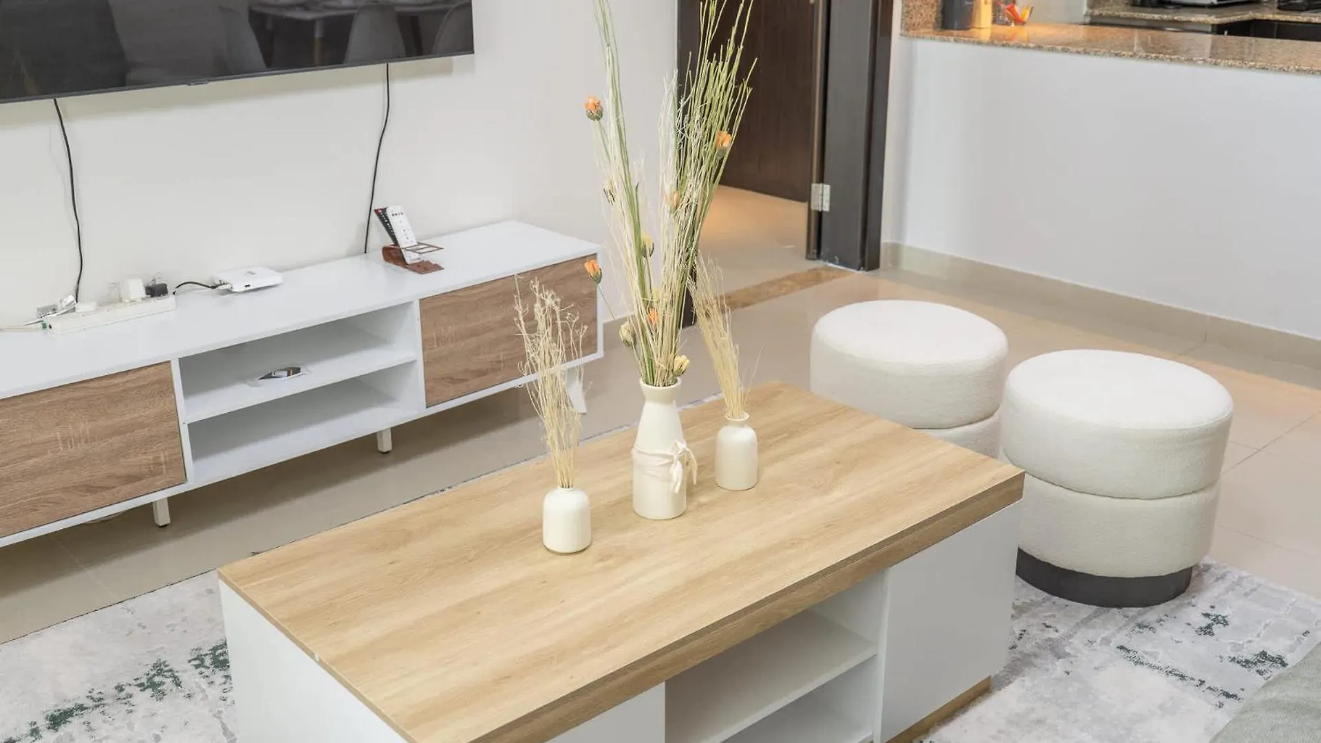 1 Bedroom In Red Residence - Heart Of Sports City Dubai Apartment