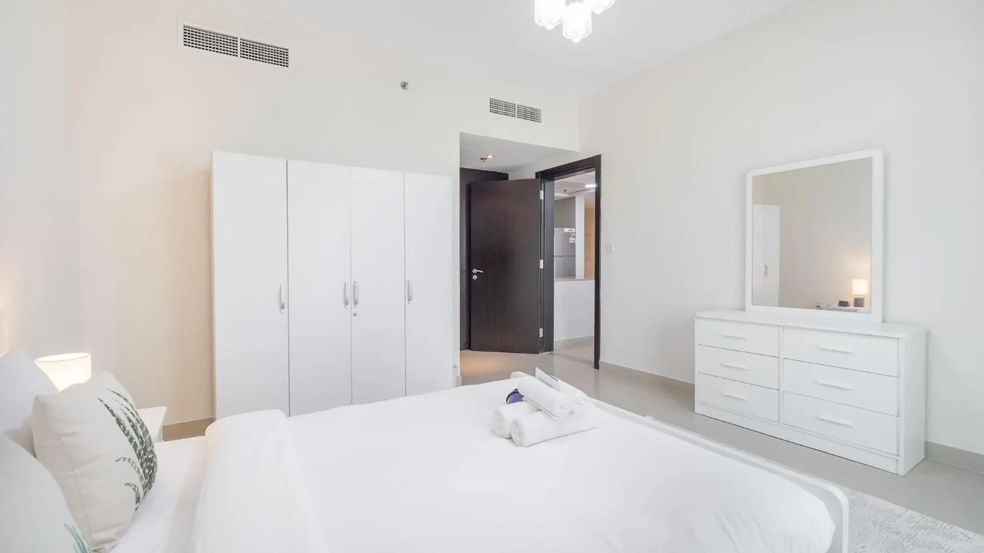 1 Bedroom In Red Residence - Heart Of Sports City Dubai