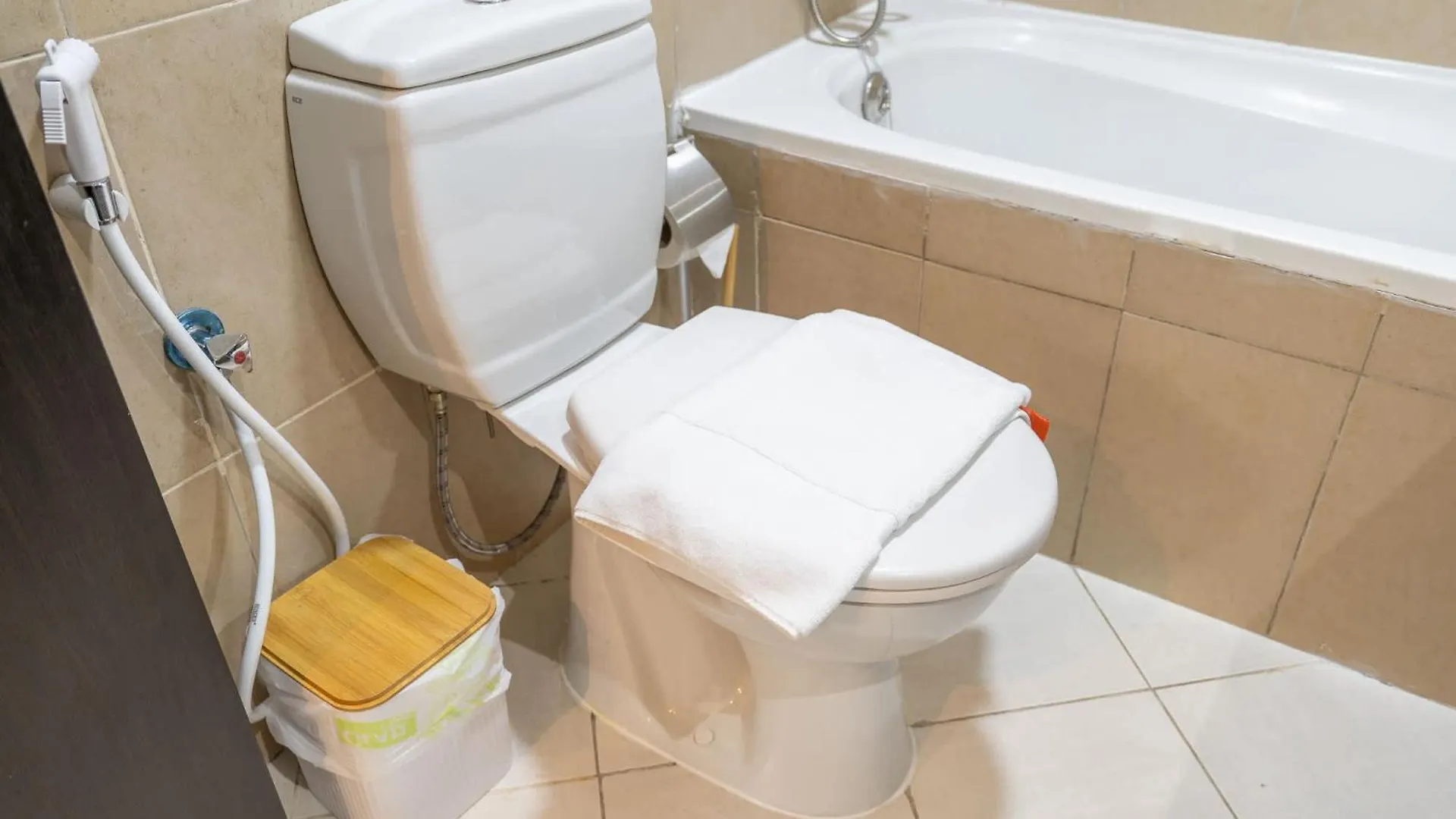 1 Bedroom In Red Residence - Heart Of Sports City Dubaj